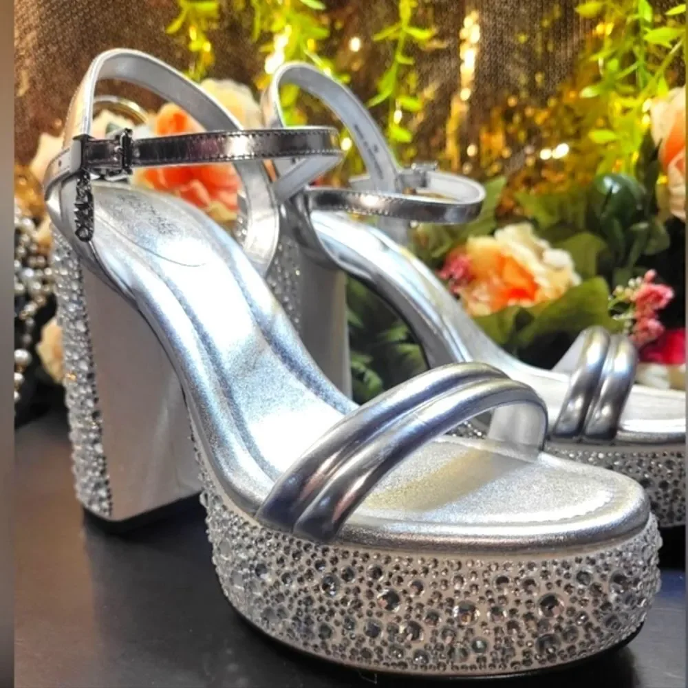 NIB Michael Michael Kors Laci Platform Sandal